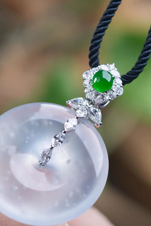 化妝品 珠寶的無形殺手？保養誤區與正確方法